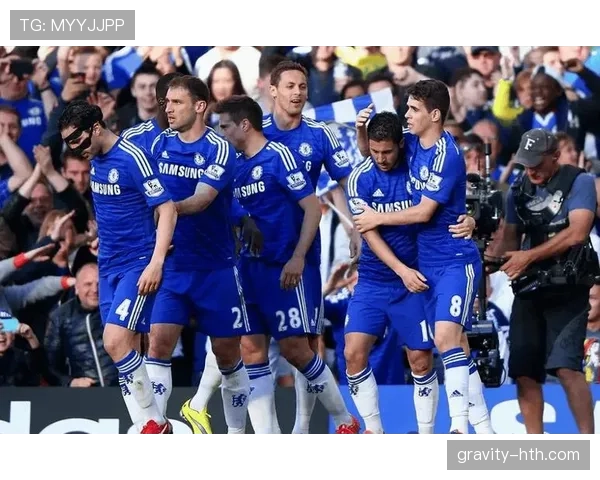 伊萨·卡巴雷表现稳健,助力球队再创英超佳绩 伊萨·卡巴雷表现稳健,助力球队再创英超佳绩